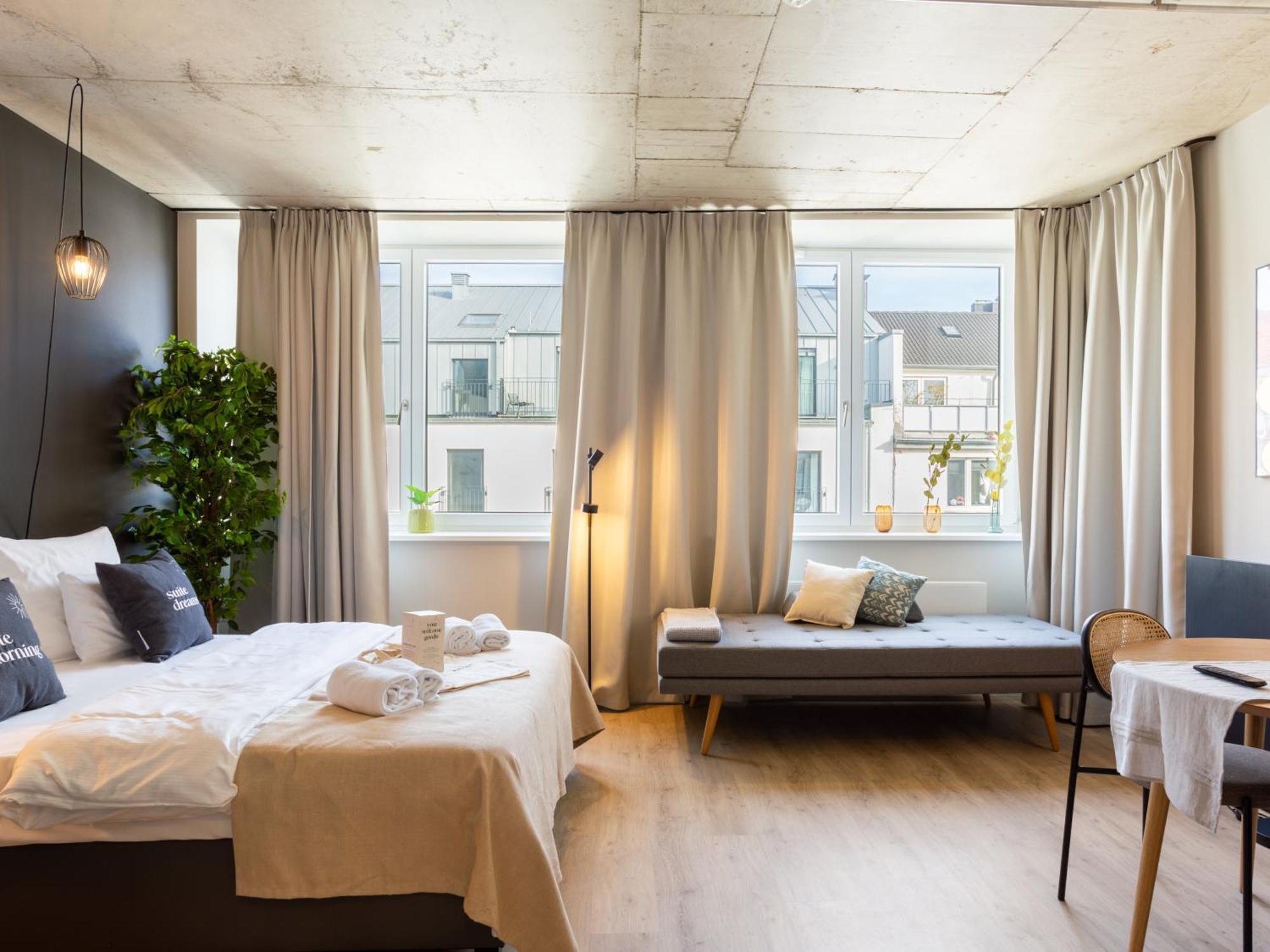 Limehome Duesseldorf Stresemannstrasse - Digital Access Номер фото