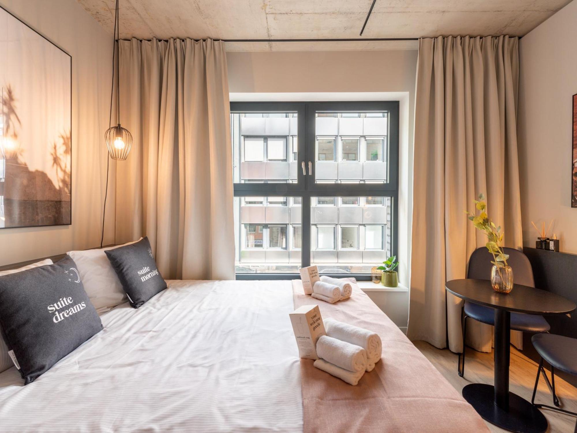 Limehome Duesseldorf Stresemannstrasse - Digital Access Номер фото